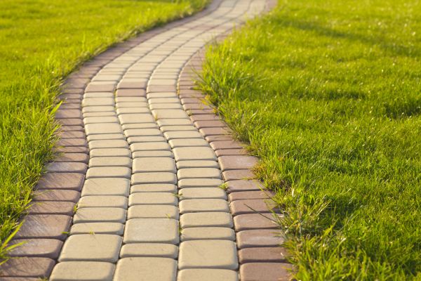 Sidewalk Brick Repair in Arlington