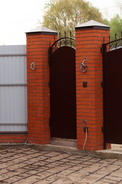 Brick Columns Installation in Arlington